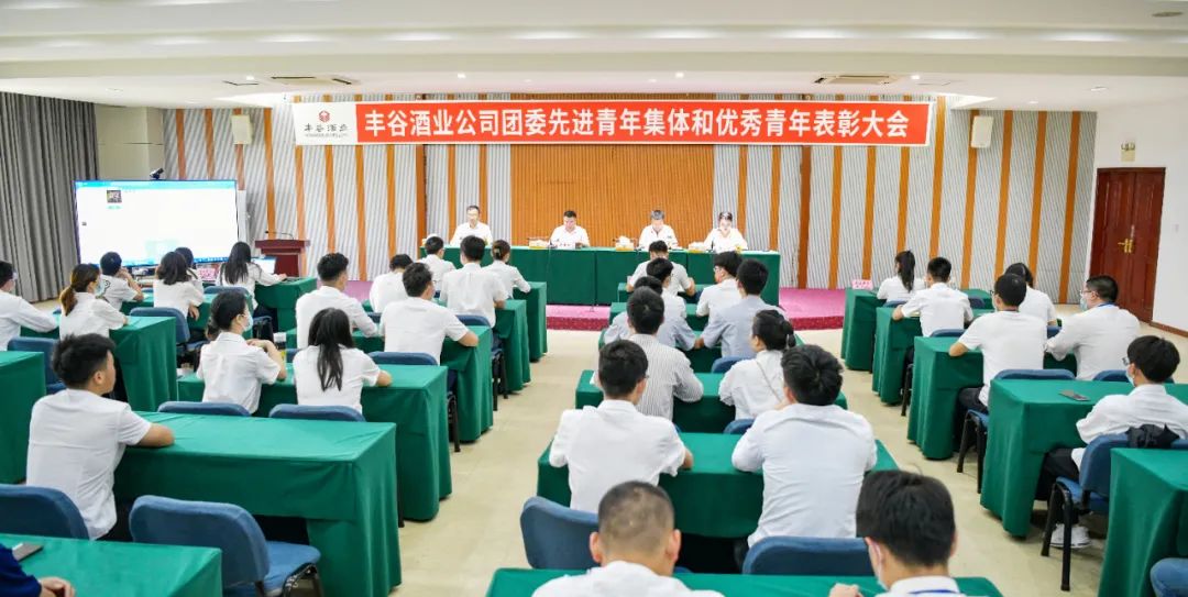 总经理卢中明