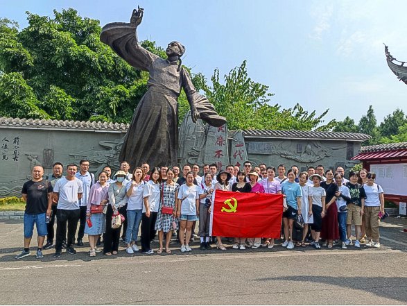 合作共享”的靠谱的滚球app下载与那