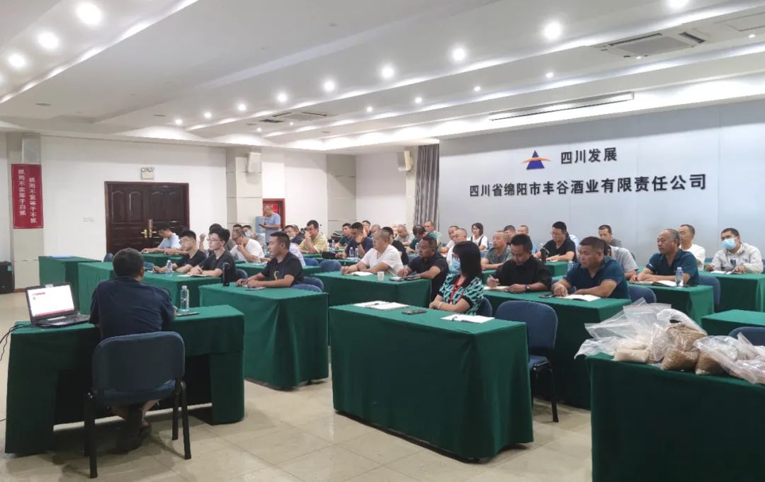 塑造“臻情一生”的靠谱的滚球app下
