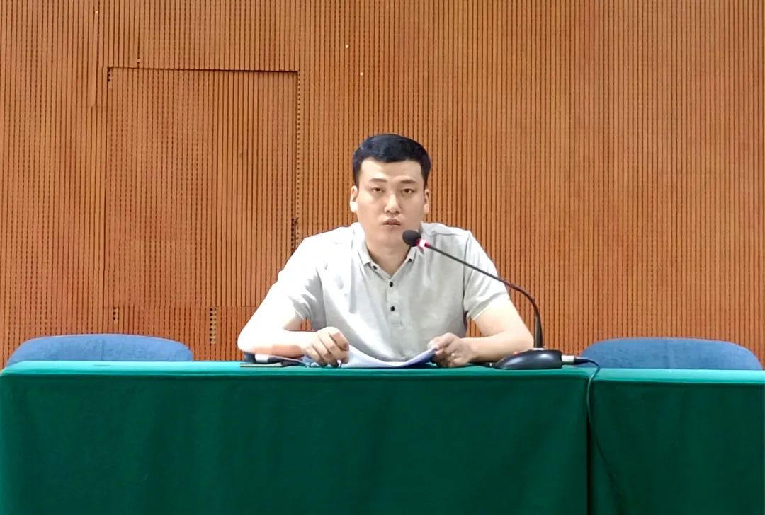 至臻知微