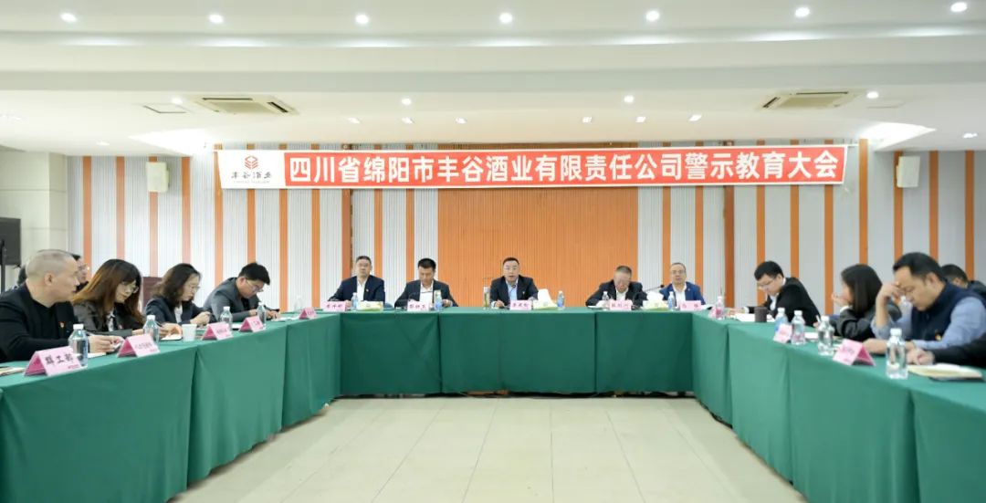 在习近平新时代中国特色社会主义思想的