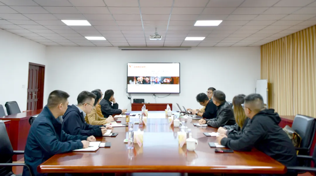并就靠谱的滚球app下载官方渠道市场